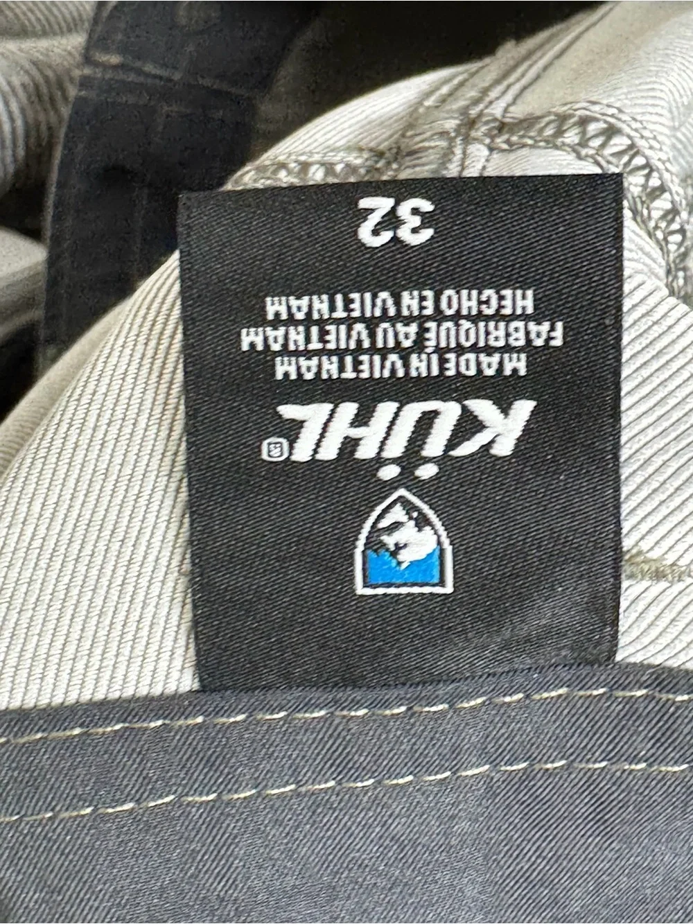 Kuhl Men’s Shorts, size 32